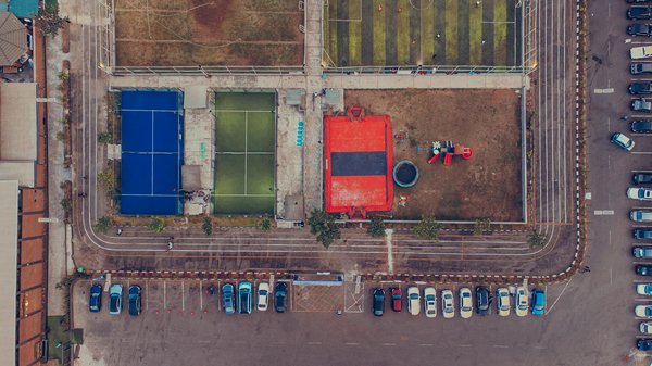 Survivre en kayak : techniques de survie en eau vive